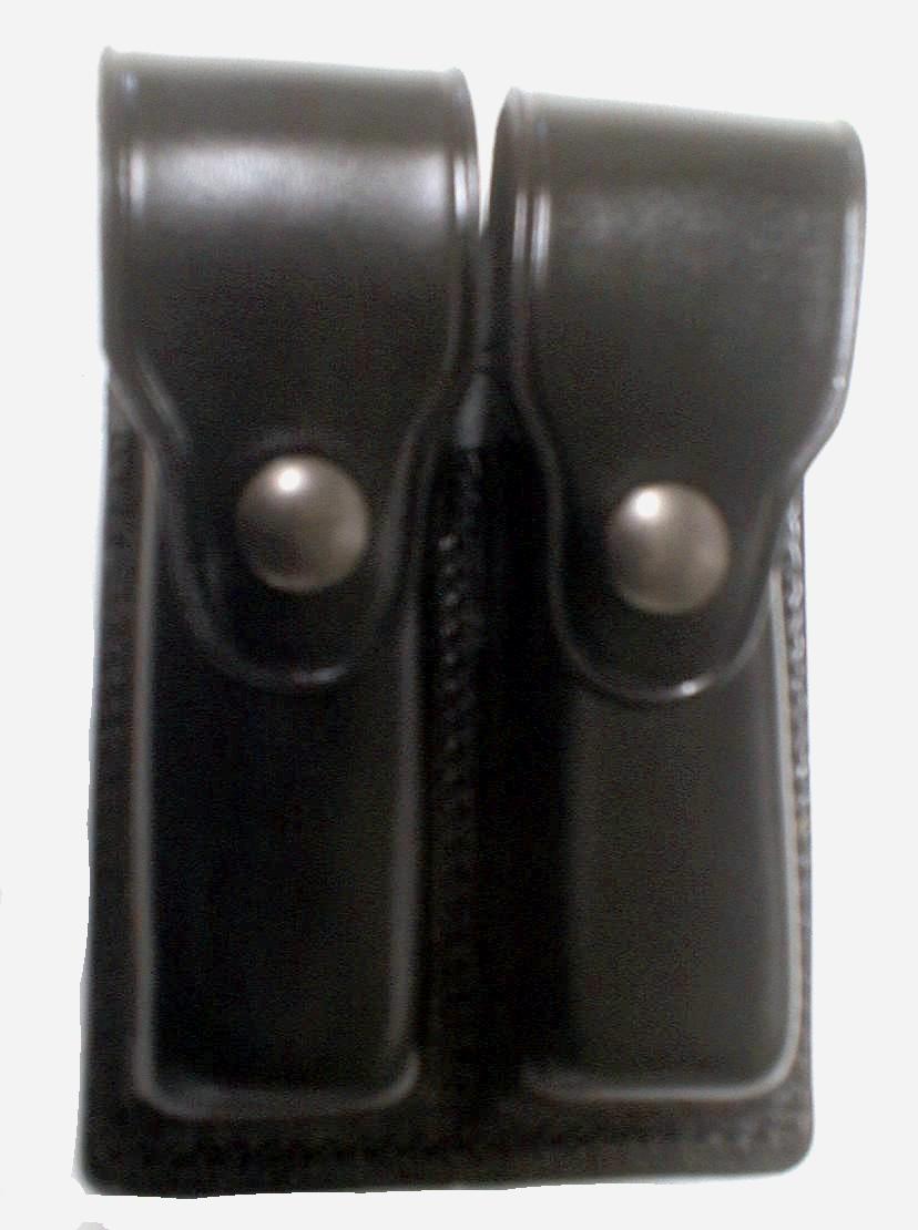 Charger holster for S & W 3953 Black