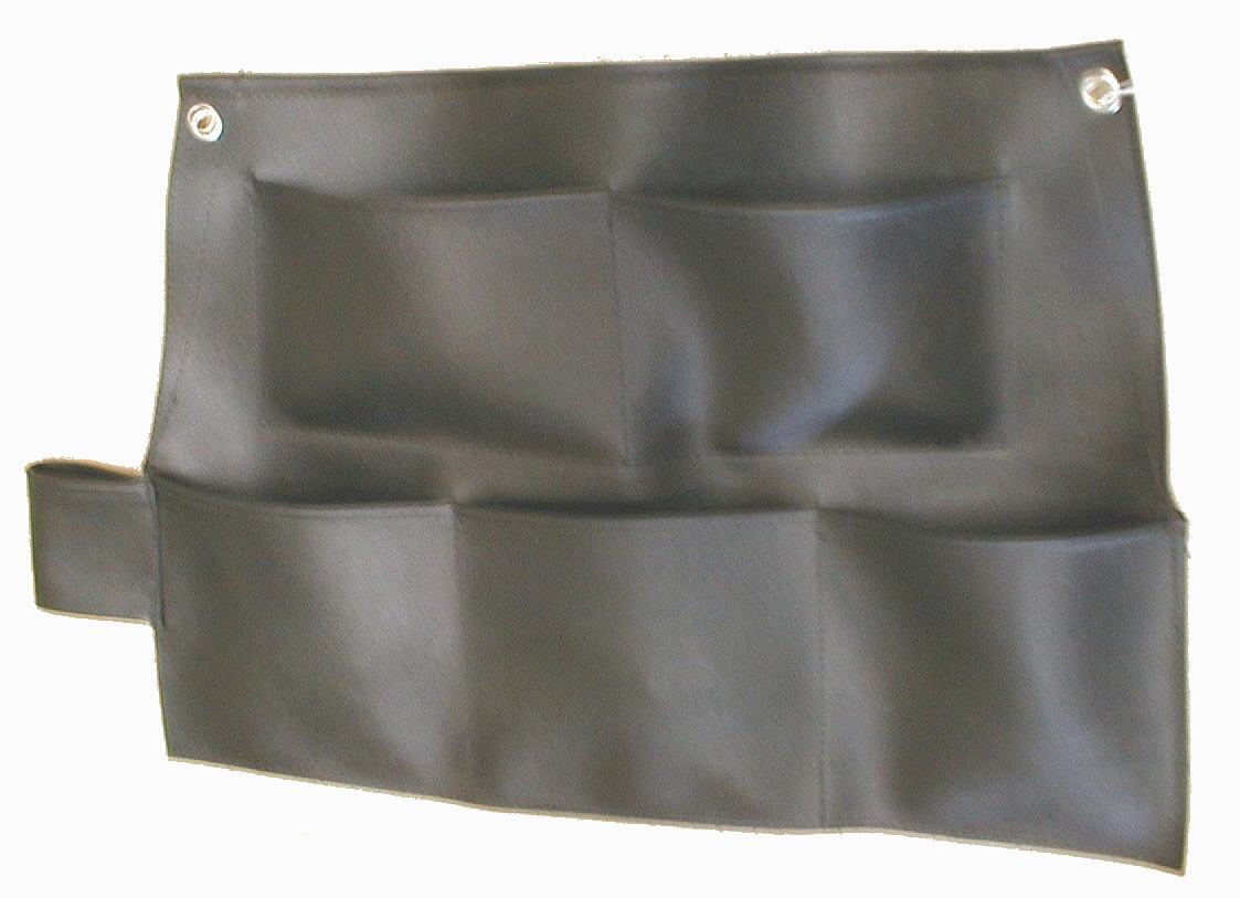  Apron with 5 black vinyl pockets