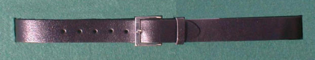      Ceinture 1 1/4 " cuir uni 6 a 7 onces avec boucle